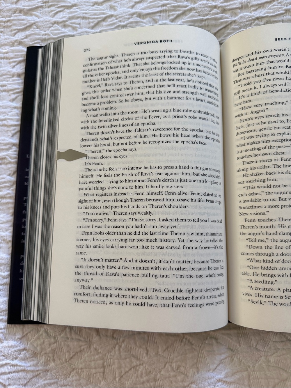Seek the Taitor’s Son - Veronica Roth - hardback book 📕 - Picture 4 of 8